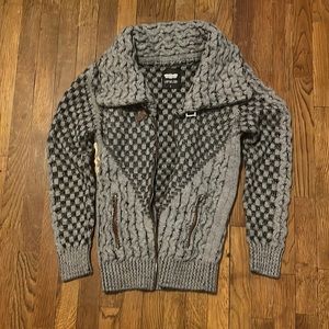 Leif Nelson sweater/jacket. Only worn once. No damage or stains to the material